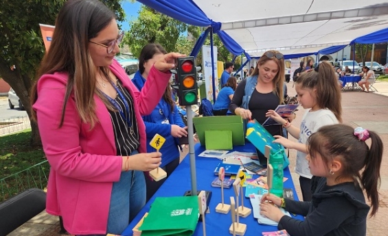 Feria Estudiantil Municipal 2024: Orientación y Oportunidades para los Jóvenes de Curacaví 